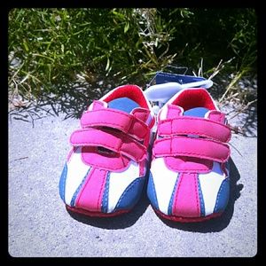 Fila comfy fit shoes